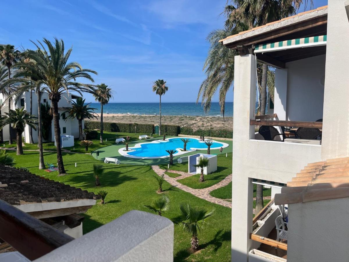 Residencial Club Deltamar Solo Familias Serviplaya 普拉亚西拉科 外观 照片
