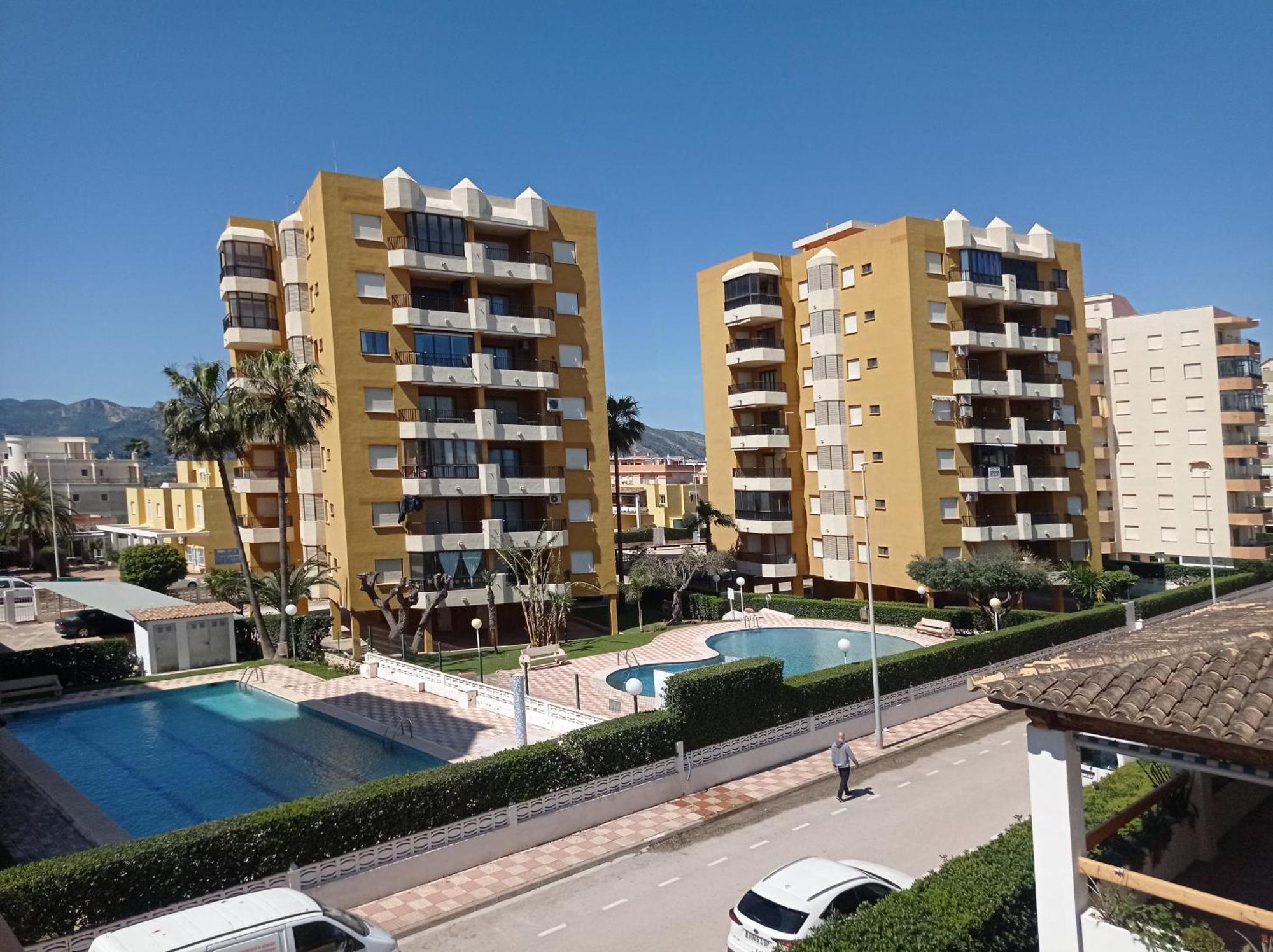 Residencial Club Deltamar Solo Familias Serviplaya 普拉亚西拉科 外观 照片
